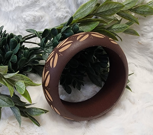 Vintage Brown Wooden Chunky Bangle Bracelet with Carved Leaf Design