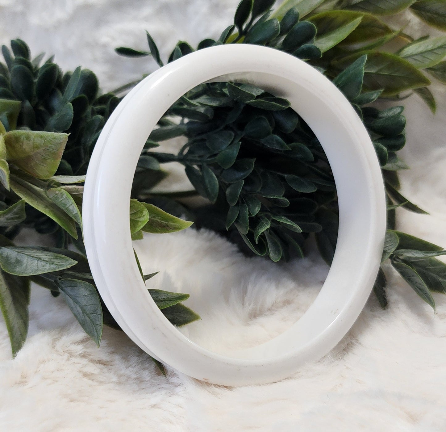 Vintage White Lucite Bangle Bracelet