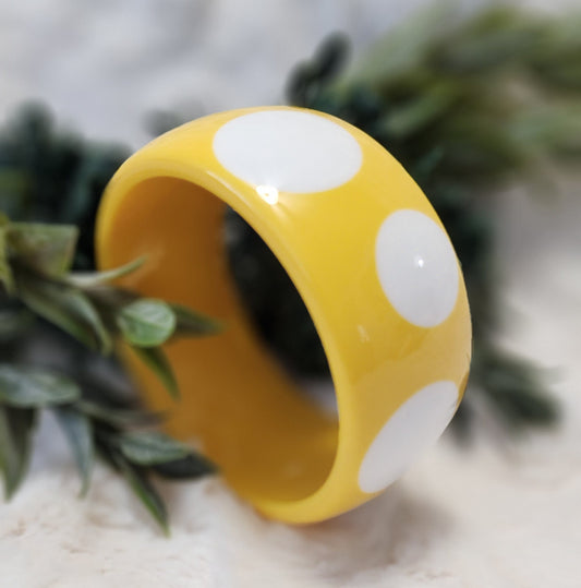 Vintage Yellow & White Lucite Polka Dot Wide Bangle Bracelet